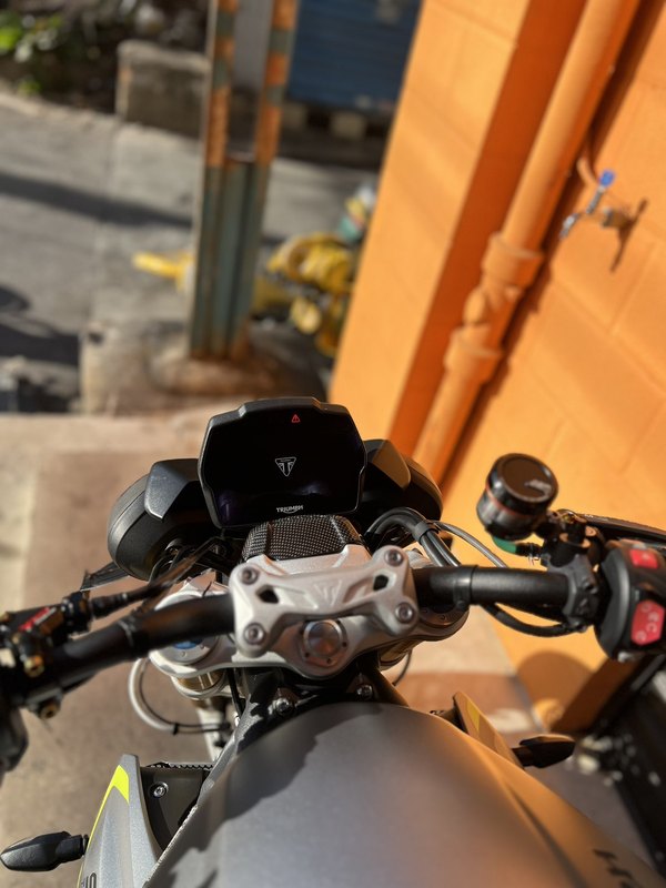 二手凯旋Speed Triple 1200