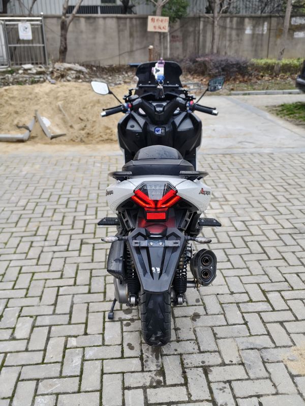 二手香帅欧若拉400T