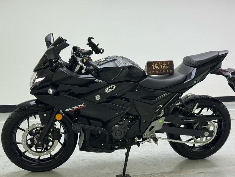 二手豪爵铃木GSX250R