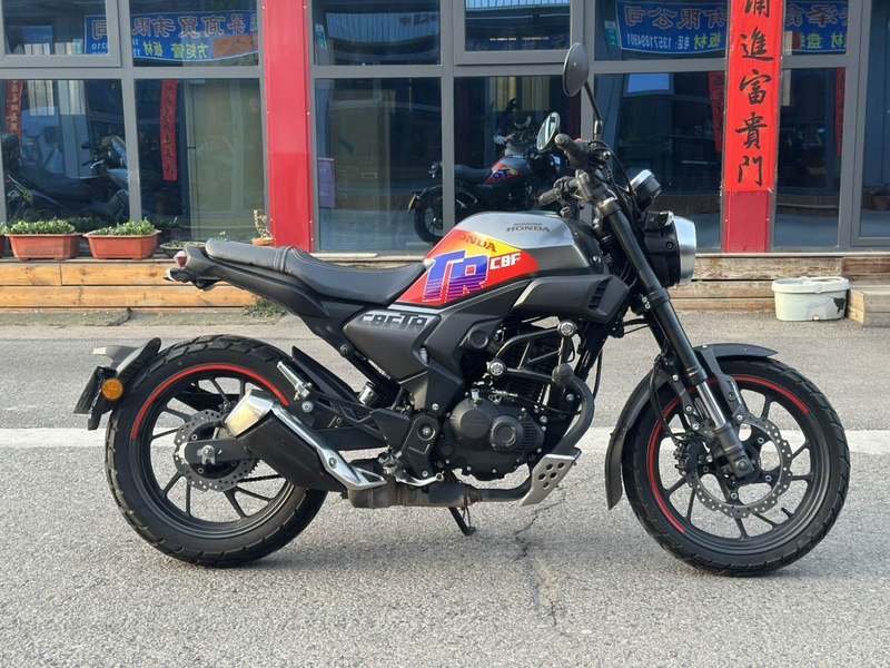 二手新大洲本田CBF190TR