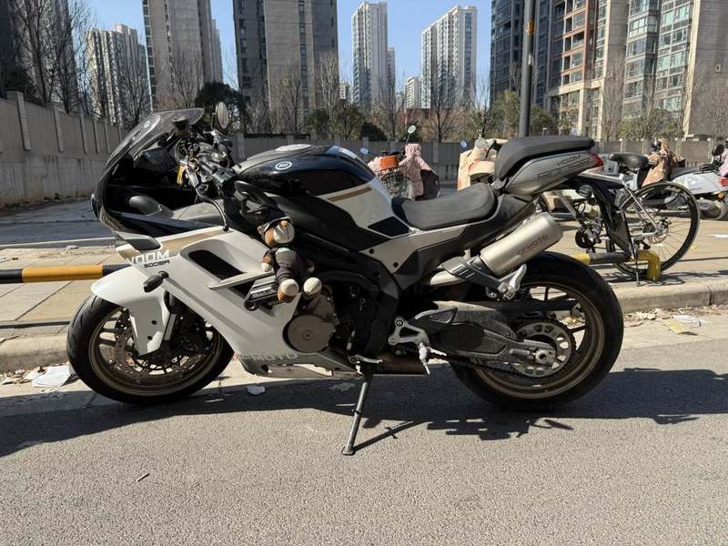 二手春风500SR VOOM