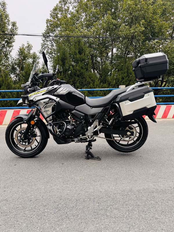 二手豪爵铃木DL250