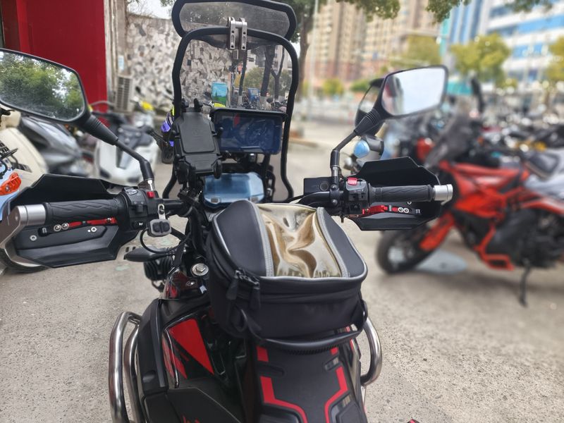 二手豪爵铃木DL250