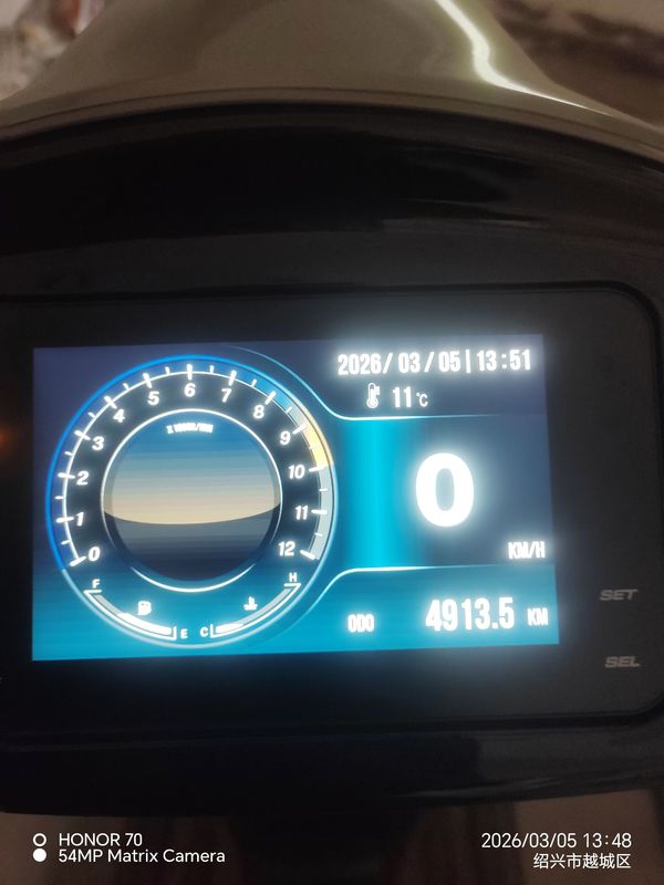 二手三業喀秋莎