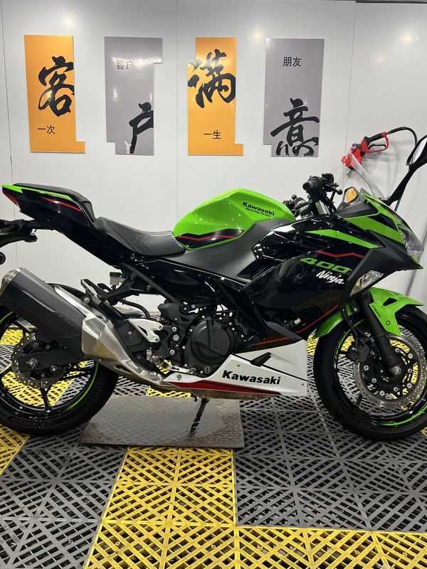二手川崎Ninja 400