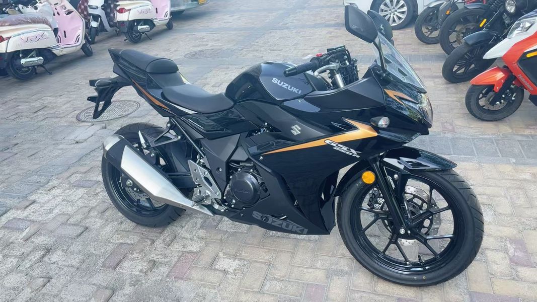 二手豪爵铃木GSX250R