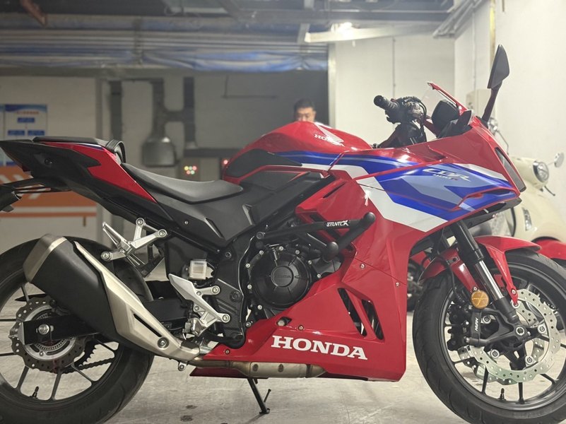 二手本田CBR400R