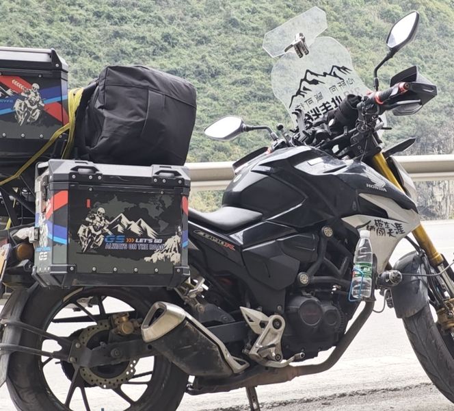 二手五羊本田CB190R 暴锋眼