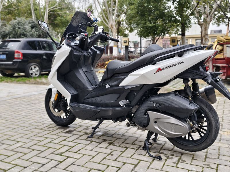 二手香帅欧若拉400T