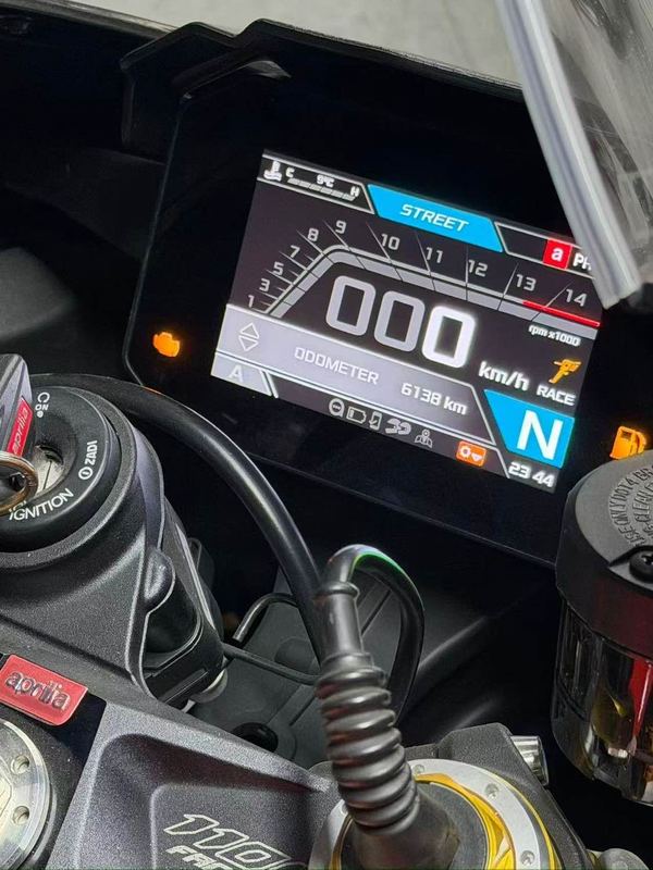 二手阿普利亚RSV4