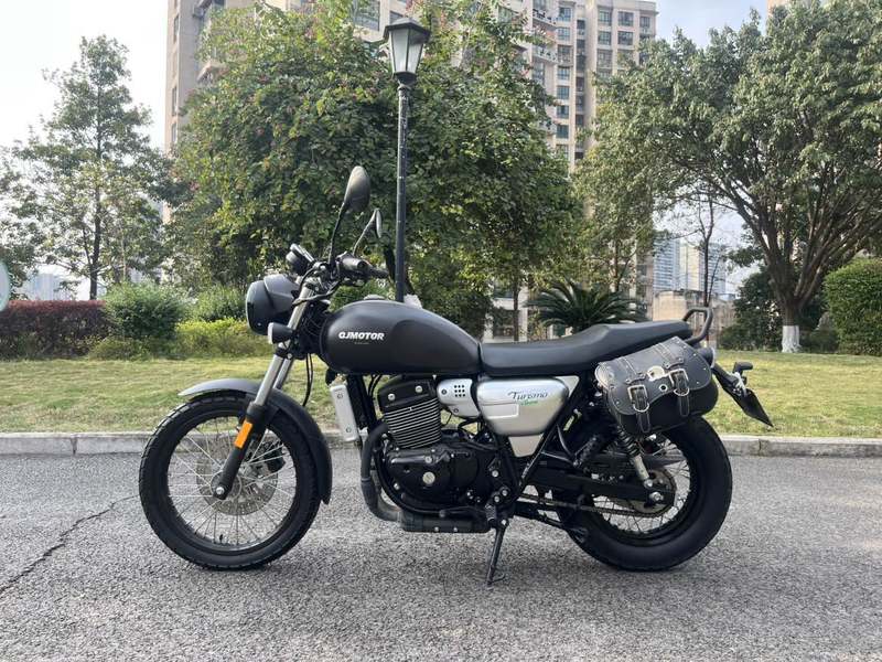 二手QJMOTOR逸250