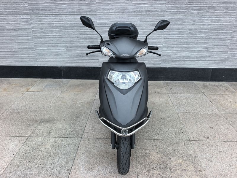 二手五羊本田SCR125