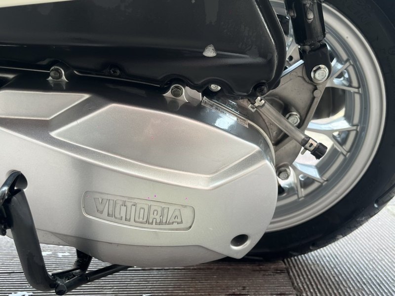 二手维多利亚Seventies 150i