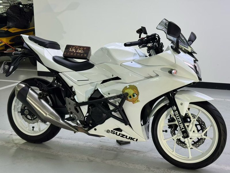 二手豪爵铃木GSX250R