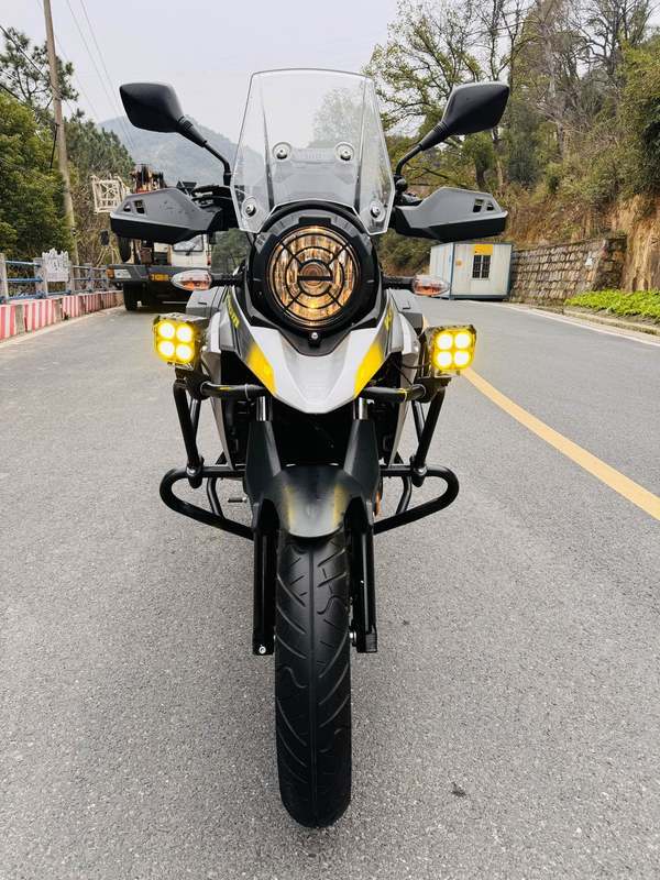 二手豪爵铃木DL250