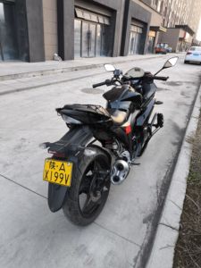 二手济南铃木极客飒 Gixxer 155