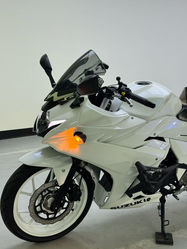 二手豪爵铃木GSX250R