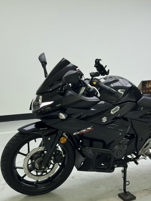二手豪爵铃木GSX250R