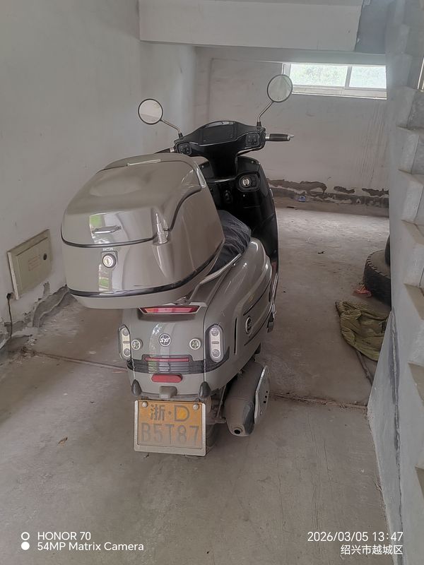 二手三業喀秋莎