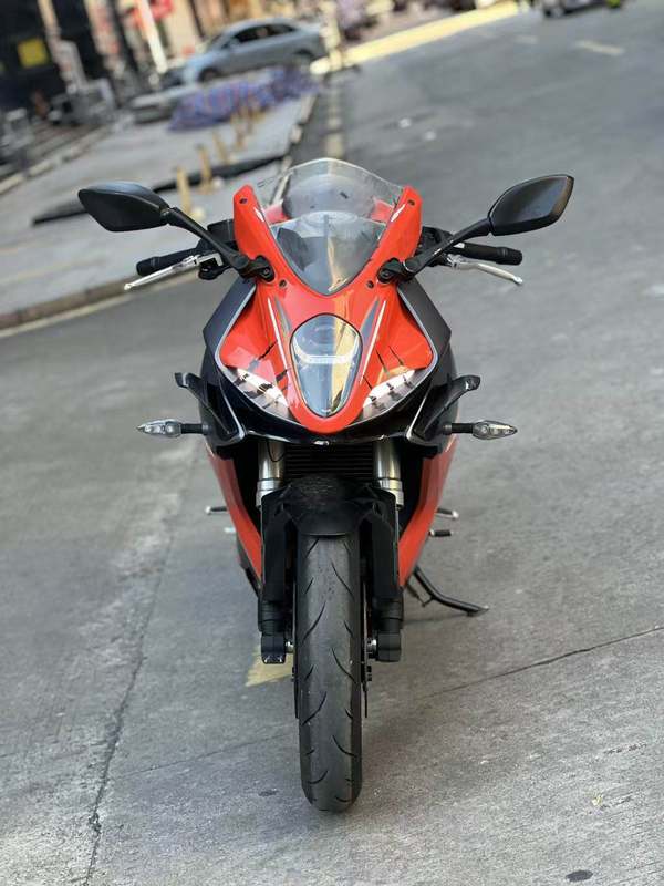 二手贝纳利龙卷风 Tornado 302R