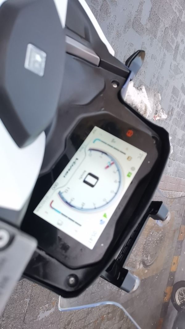 二手大阳V锐 ADV350