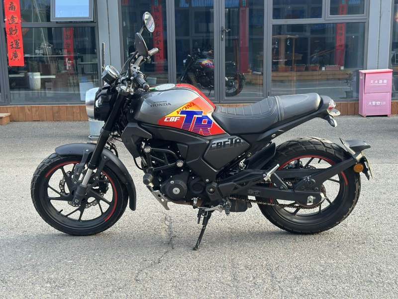 二手新大洲本田CBF190TR