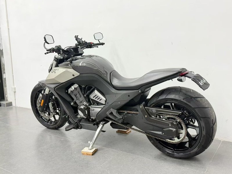 二手奔达LFC700 燎