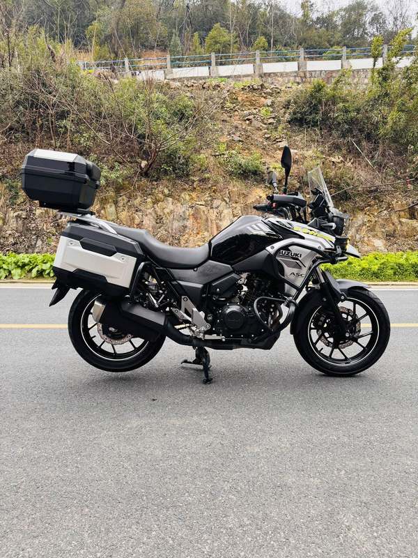 二手豪爵铃木DL250