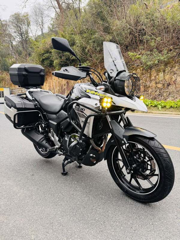 二手豪爵铃木DL250