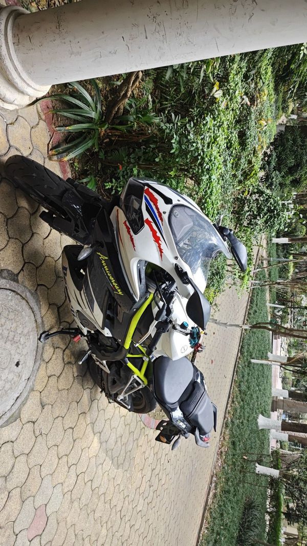 二手贝纳利龙卷风 Tornado 302R