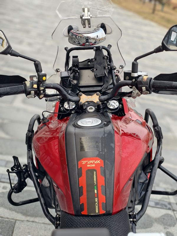 二手贝纳利金鹏 TRK502