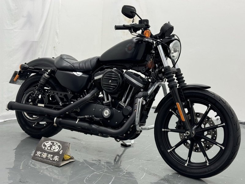 二手哈雷戴维森Iron883 硬汉