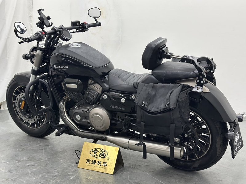 二手奔达Rock300 灰石