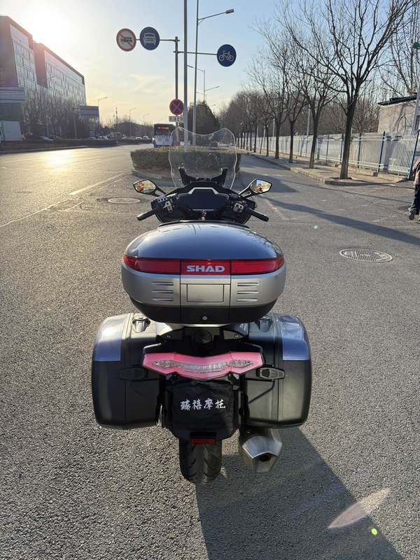 二手贝纳利1200GT