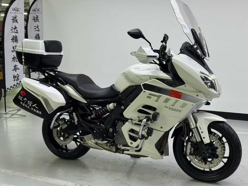 二手贝纳利600GC