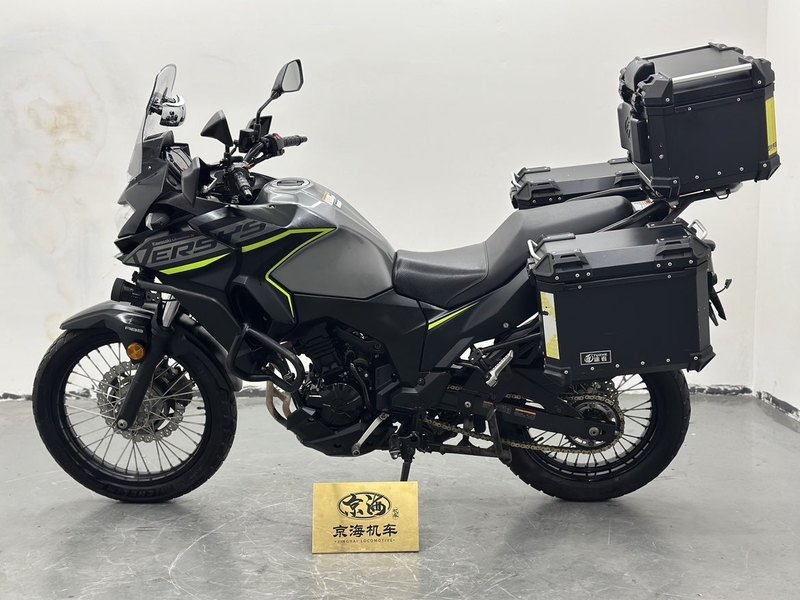 二手川崎Versys-X 300 