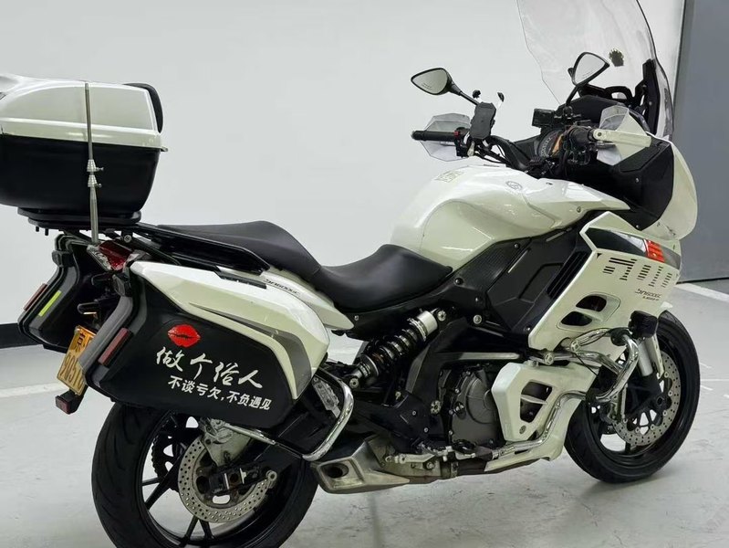 二手贝纳利600GC