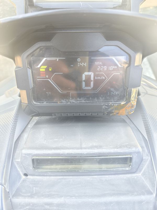 二手布雷斯通极宙 ADV150