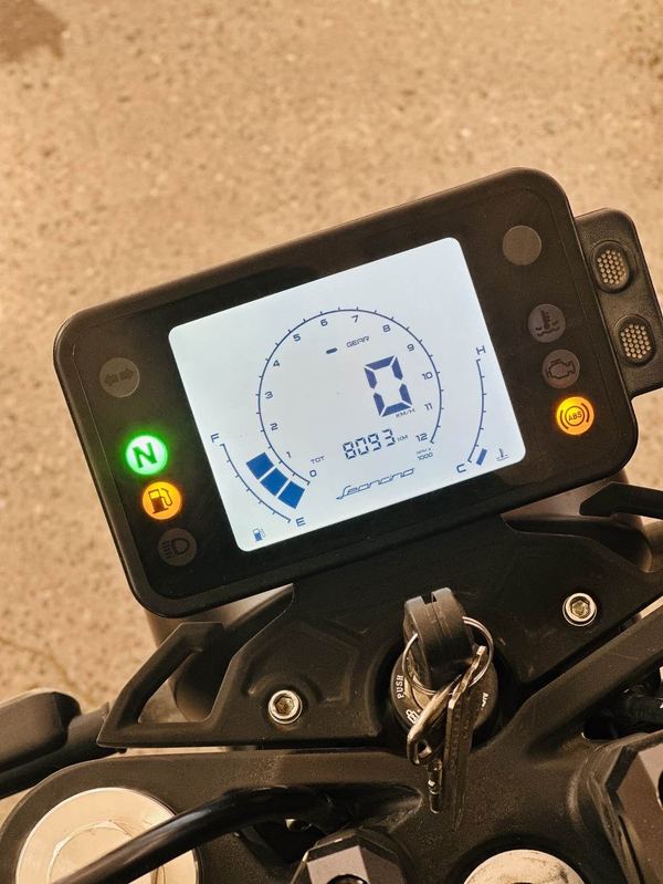 二手贝纳利幼狮 Leoncino 250