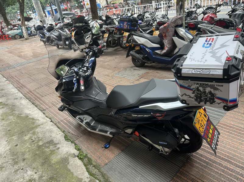 二手五羊本田PCX