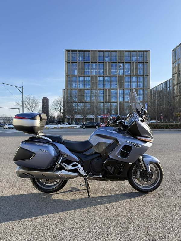 二手贝纳利1200GT