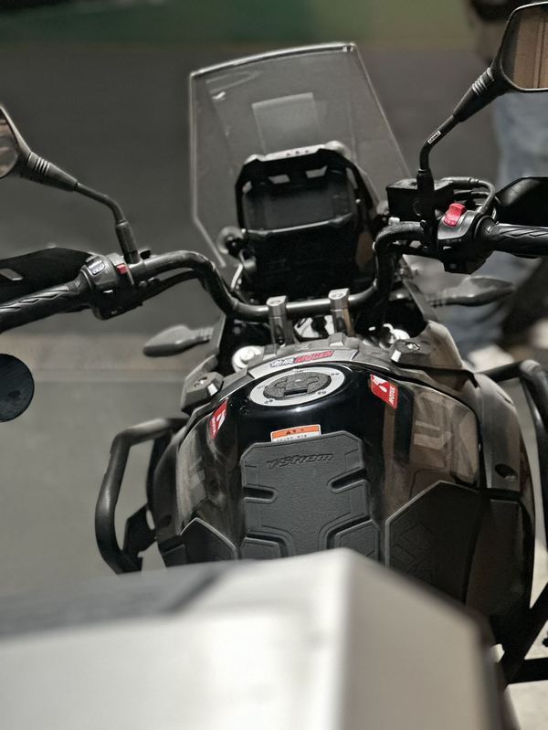 二手豪爵铃木DL250