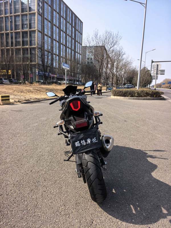 二手豪爵铃木GSX250R