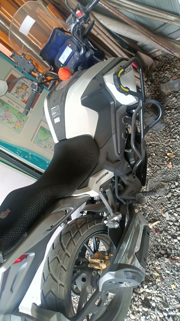 二手五羊本田猛鸷 CB190X