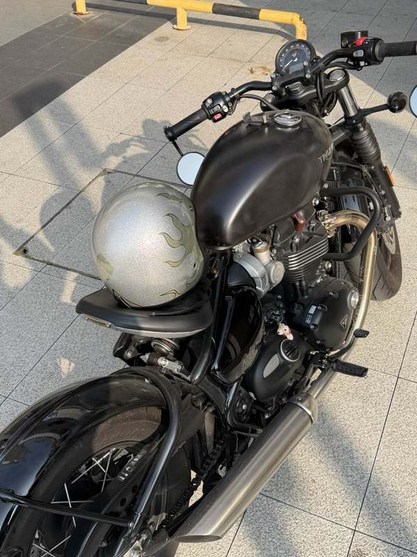 二手凯旋Bonneville Bobber