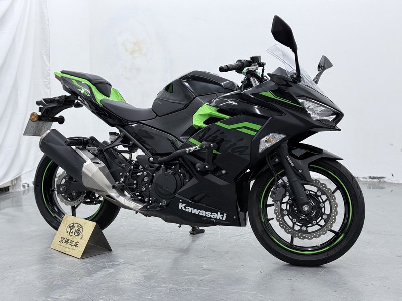 二手川崎Ninja 400