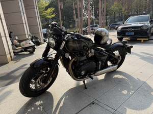 二手凯旋Bonneville Bobber