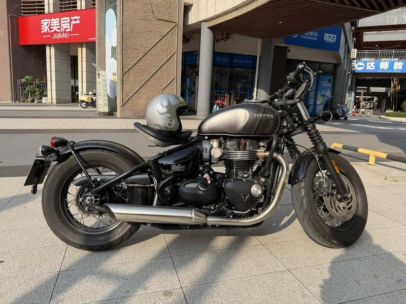 二手凯旋Bonneville Bobber