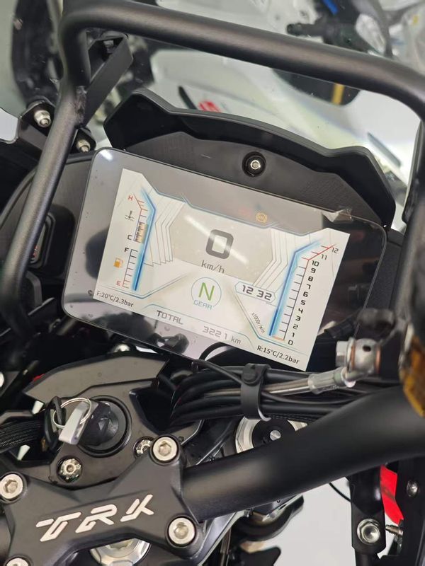 二手贝纳利TRK552