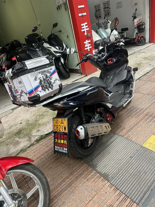 二手五羊本田PCX